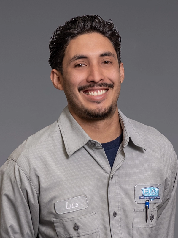 Luis Contreras 2